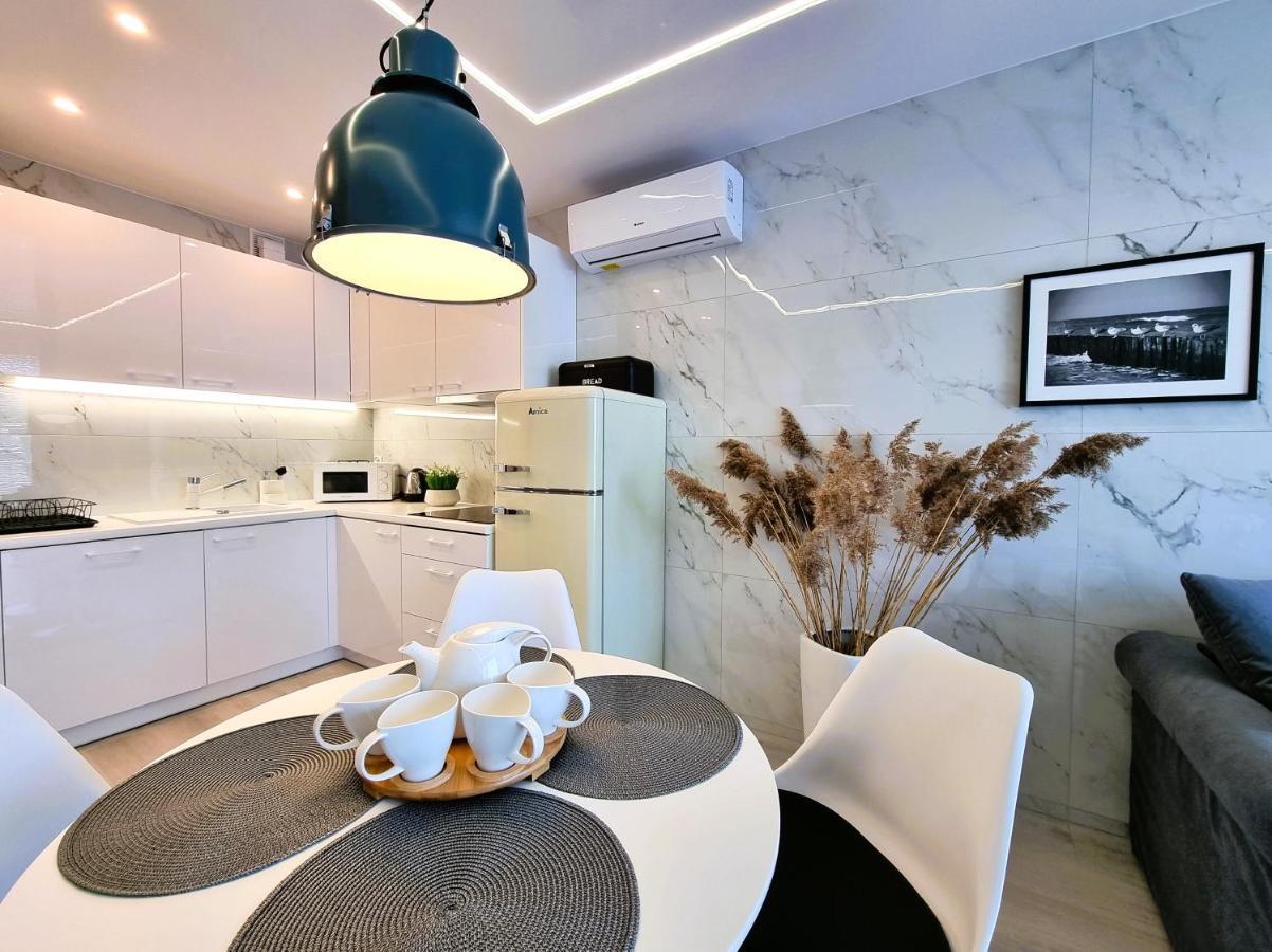 Apartamenty W Gaskach - 365Pam Gąski エクステリア 写真